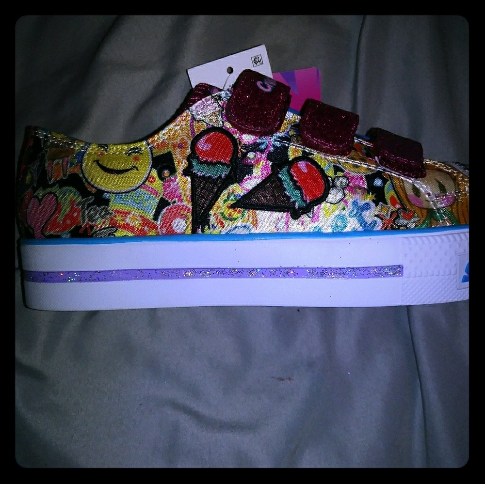 Girl shoes